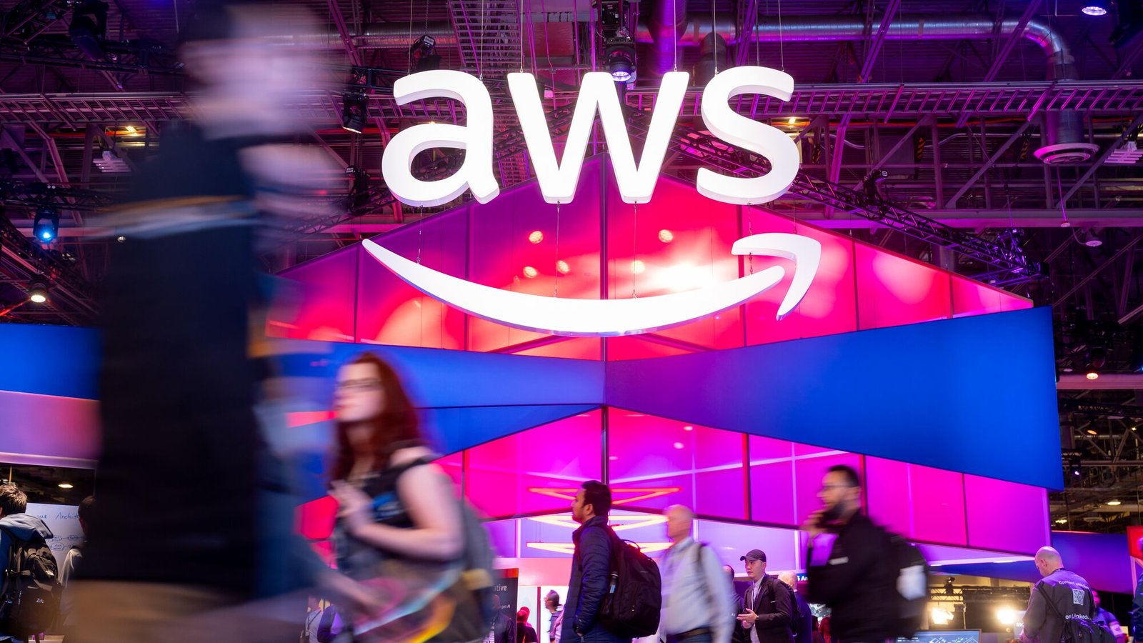 AWS anuncia novas ferramentas de “agentic AI” e amplia opções de IA corporativa com lançamento no AWS re:Invent 2025