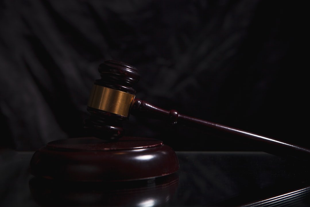 Advogado chama Sam Altman de “rosto do mal” em processo sobre tiroteio