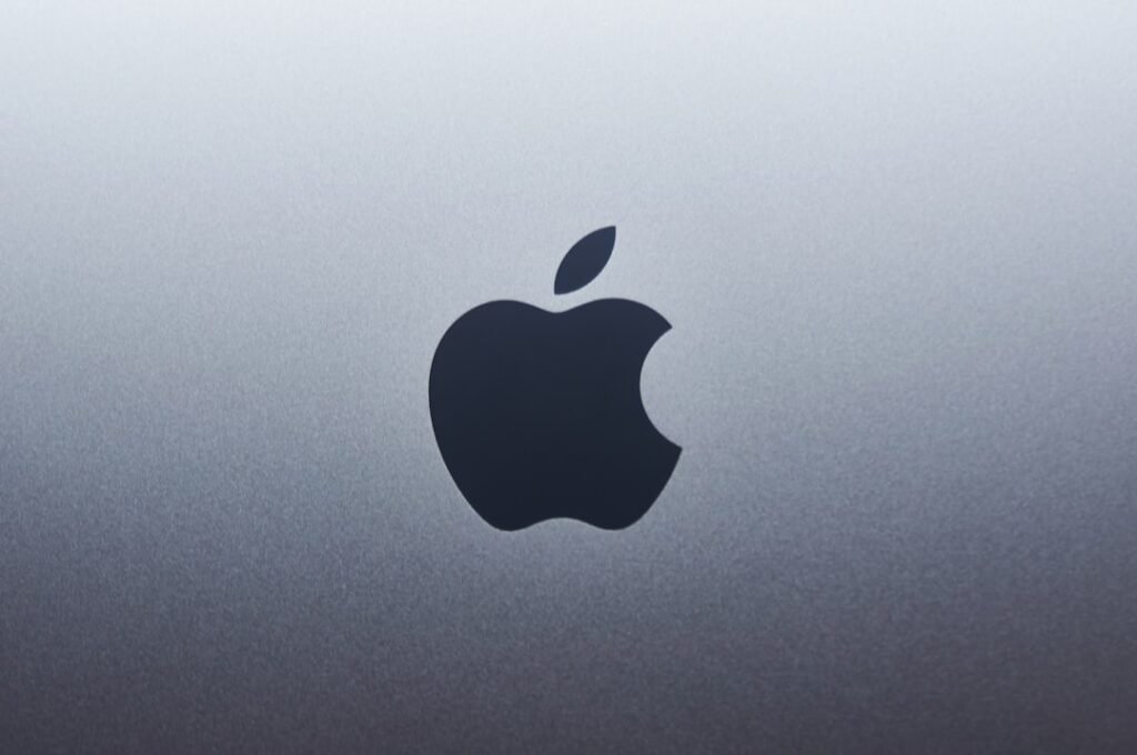 Chip M5 da Apple cai no primeiro exploit de escalada de privilégio — e o Claude ajudou a encontrar