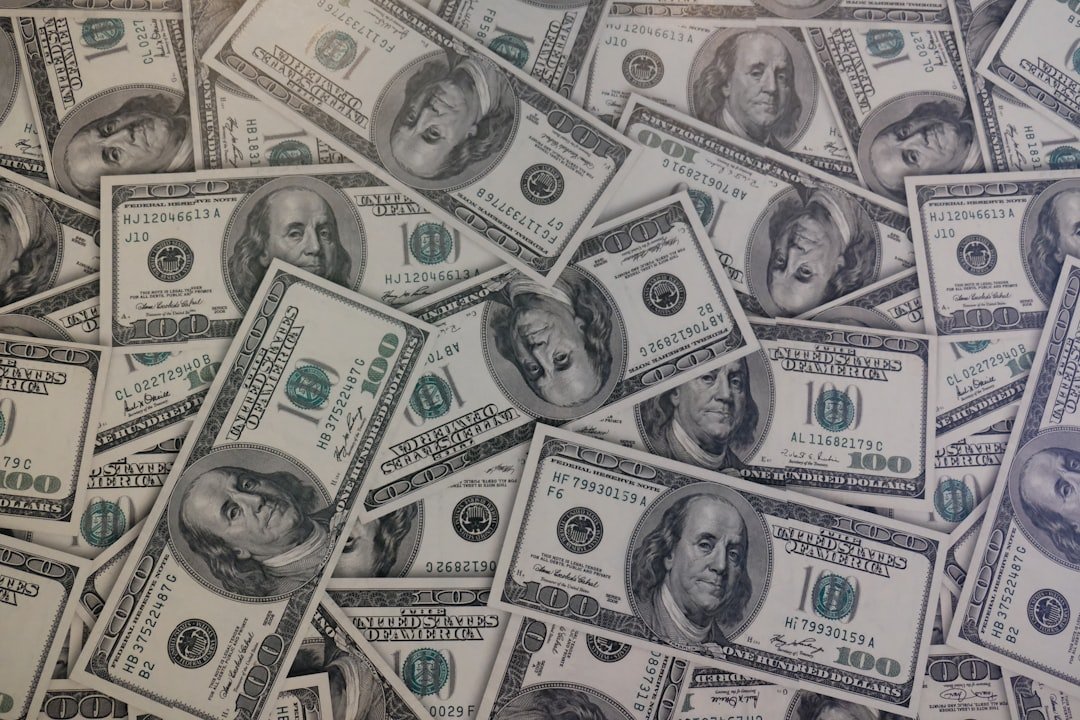 Bernie Sanders quer US$ 1.000 por ano a cada americano bancado pela IA