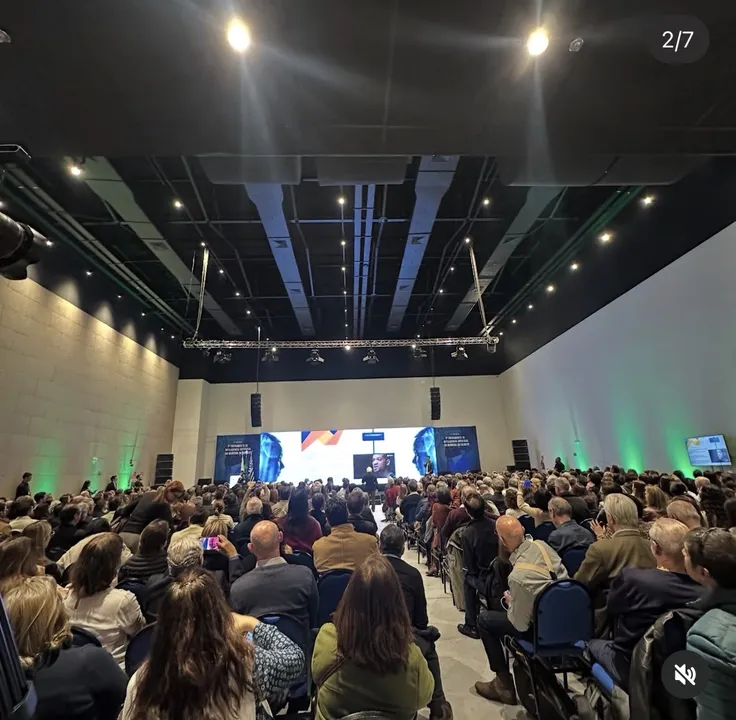 Auditório lotado em palestra do IA Todo Dia
