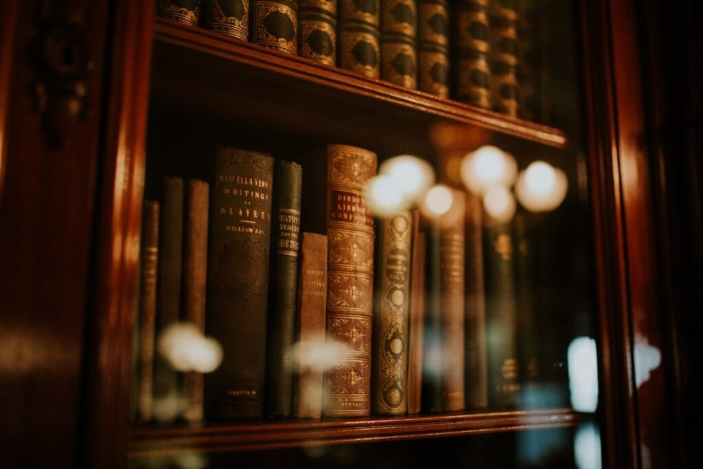 Anthropic vai pagar US$ 1,5 bilhão a autores por livros pirateados usados no Claude