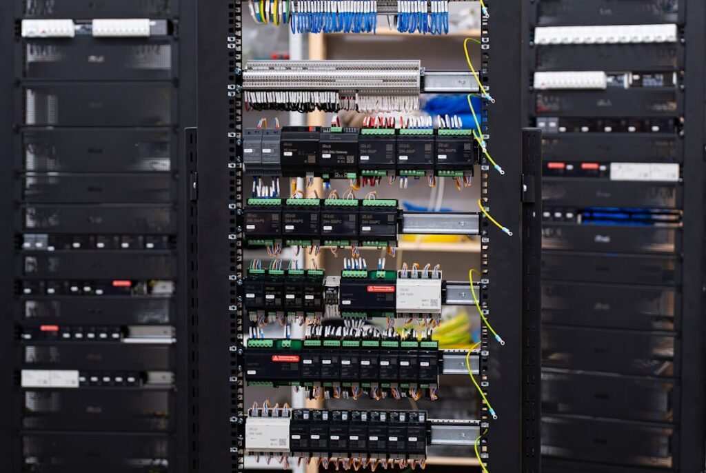 Grupo iraniano diz ter destruído data center da Amazon no Bahrein