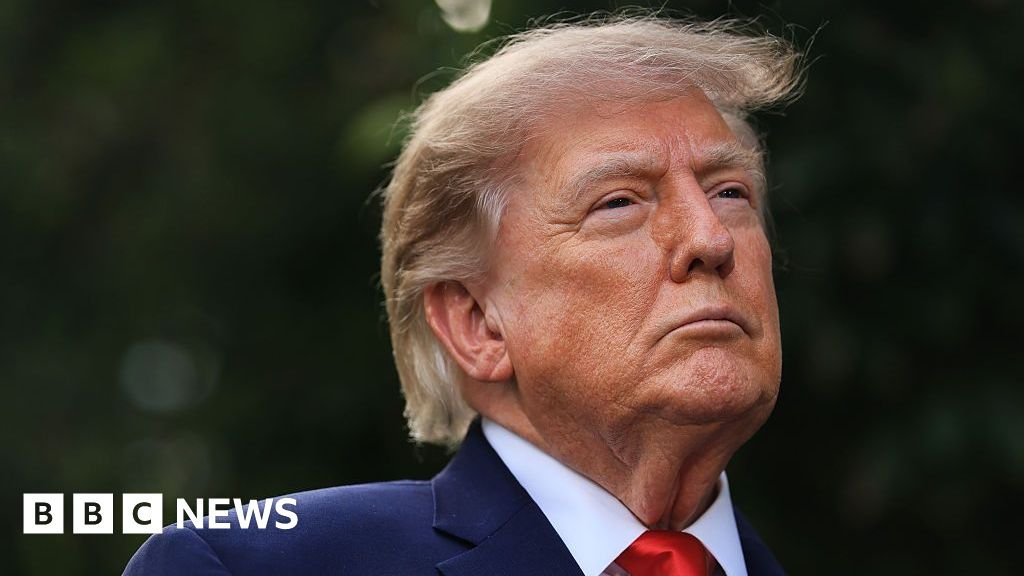 Trump quer rebatizar IA de ‘superinteligência’